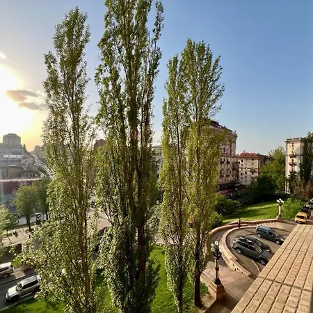 Ukraine On Kreshchatik Apartamento