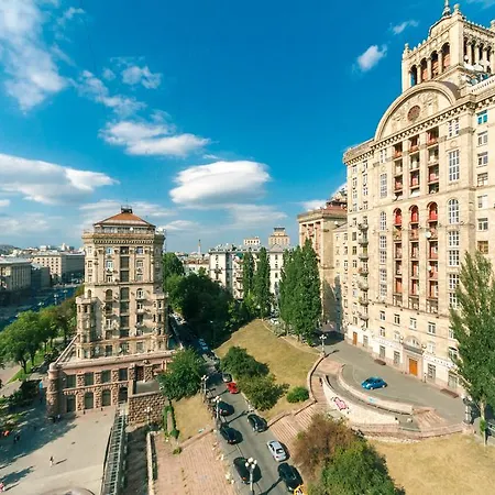 Apartment Ukraine On Kreshchatik